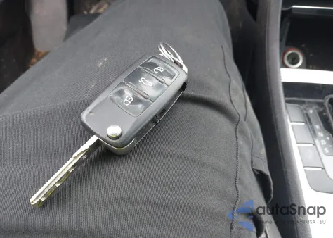 2013 Volkswagen Passat 2.0L Tdi Se from USA, damaged, VIN 1VWBN7A3XDC120658